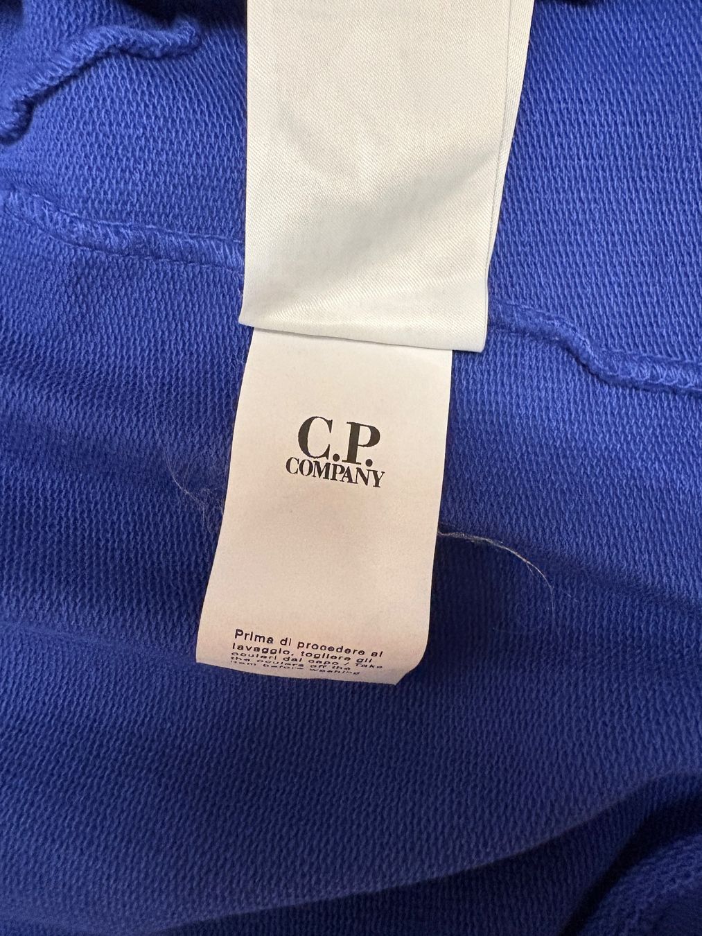 Maglioni & Felpe: Cp Company – Nuovo (secondo la descrizione) da Schöfflisdorf venduto da Rainer_Wein 1