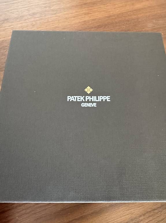 Patek Philippe Foulards & écharpes: Original Patek Philippe Schal Kaschmir, VIP Geschenk – Neuf avec emballage d'origine à Bettlach par MarcellaCorbetti 3