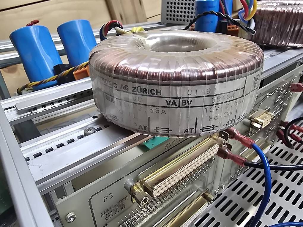 Elektronikbauteile: Transformateurs, composants électroniques à donner – Gebraucht aus Lutry von Matteo022 3
