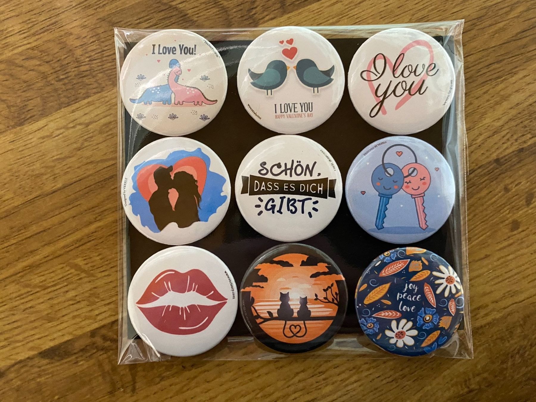Calamite: Magnet Buttons Liebe – Nuovo (secondo la descrizione) da Basel venduto da FatCatPacksTheRatt