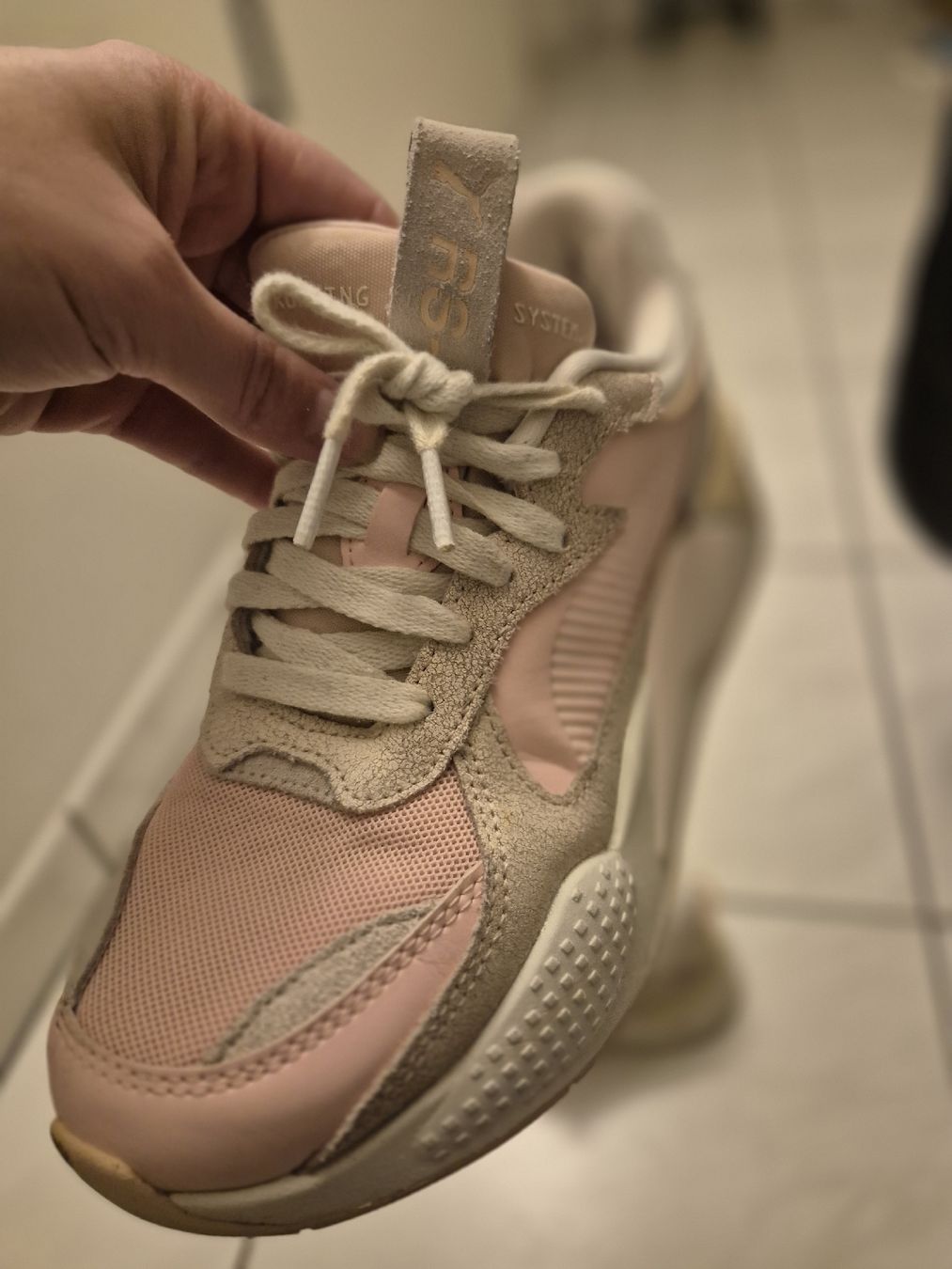 Puma Scarpe da donna: Puma pink 37-38 – Usato da Luzern venduto da nov_c7p2 2