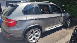BMW X5 3.0d, top Zustand, Leder