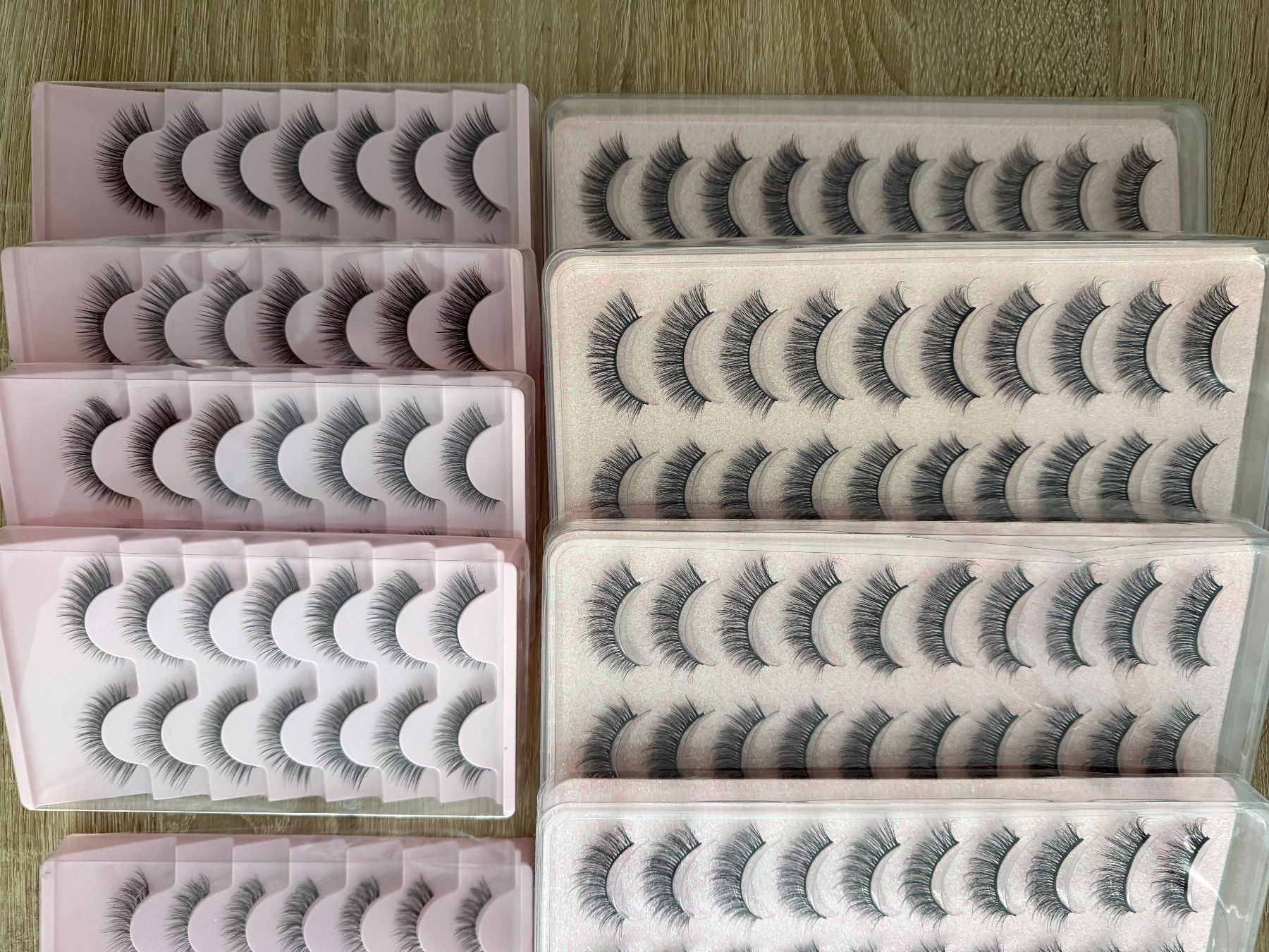 Make-up: Künstliche Wimpern Set – Neu und originalverpackt aus Baar von and_x9gz 1