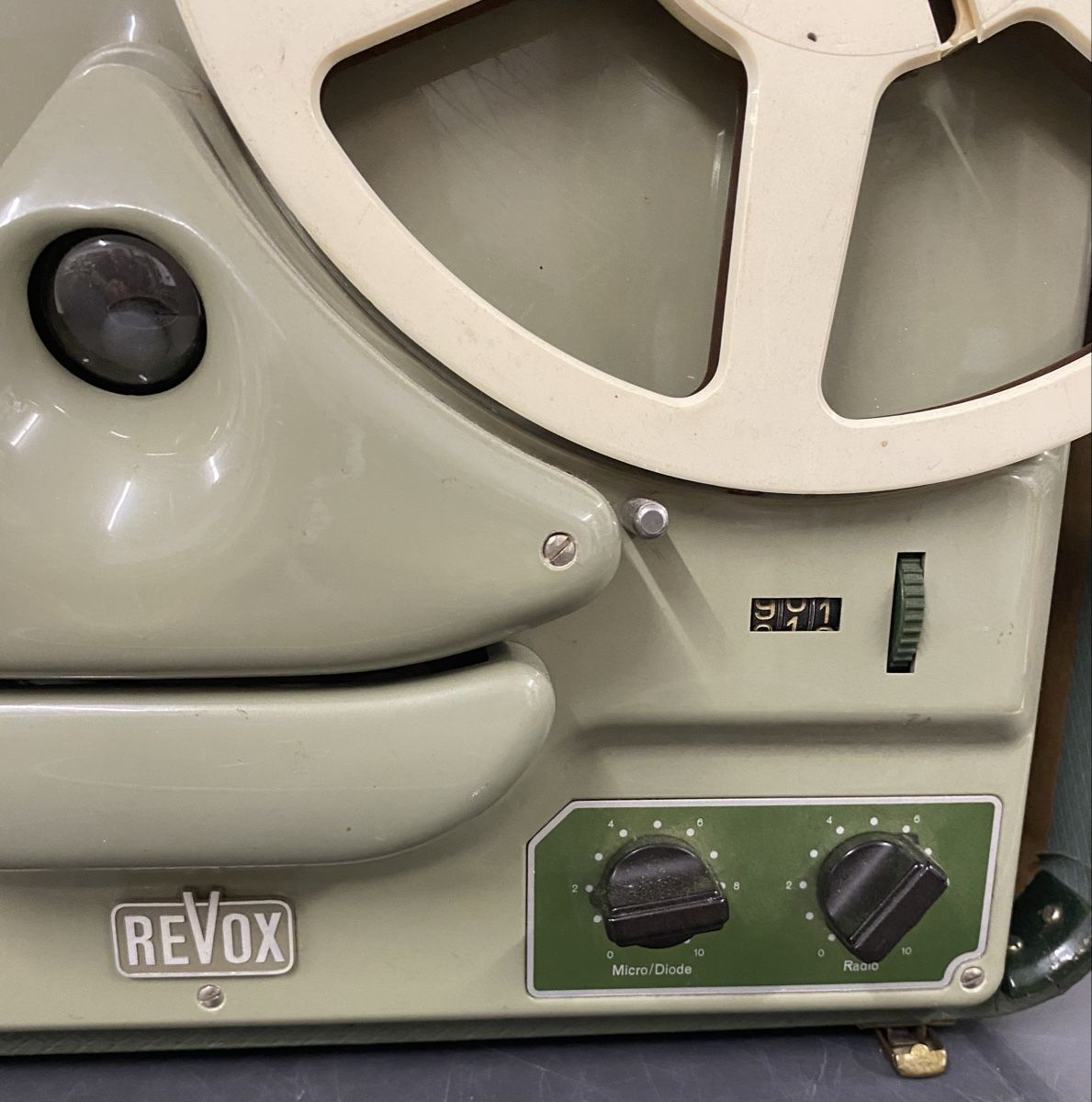 Revox Bandmaschinen: Revox Modell 36B – Defekt aus Glattbrugg von Pischte.Brockenhaus 2