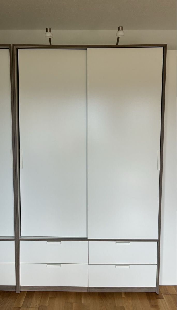 Ikea Armoires: Kleiderschrank – D'occasion à Meilen par giu_bd8b
