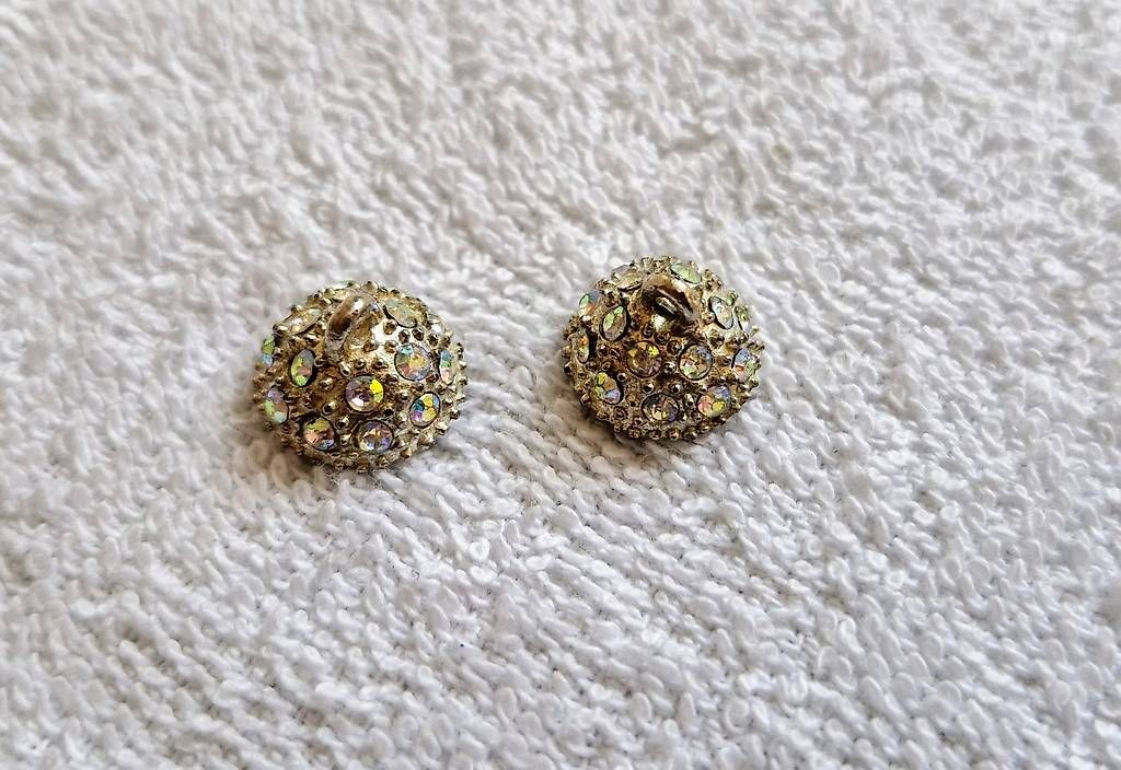 Anhänger: Magnetverschluss Strass 15x10mm versilbert – Gebraucht aus Wängi von jav_h2yq 2