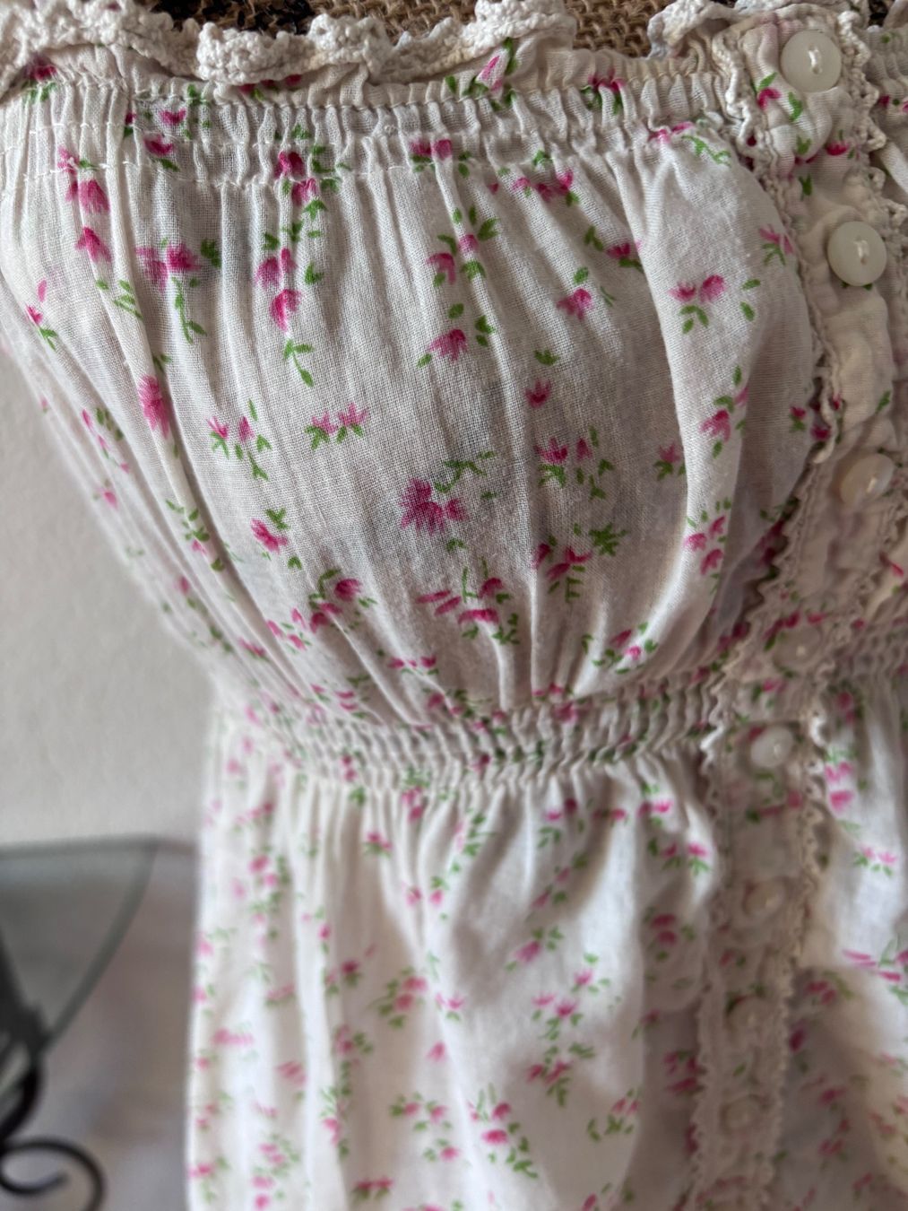 Vero Moda Tops: Süsses Top M Vero Moda – D'occasion à Balsthal par Uroby 4
