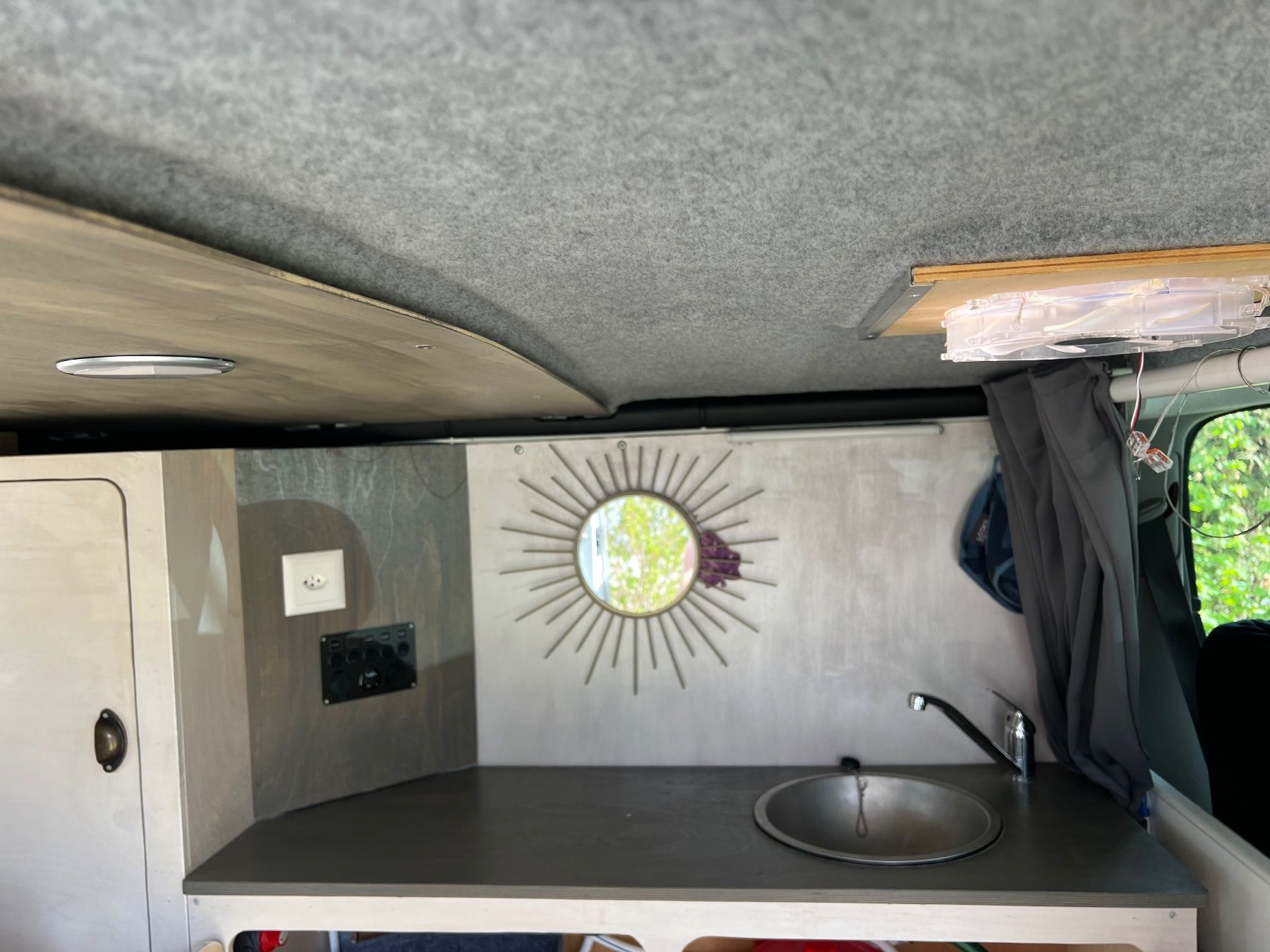 Veicoli da campeggio: Campervan Opel Vivaro Selbstausbau – Usato da Würenlingen venduto da Activia 6