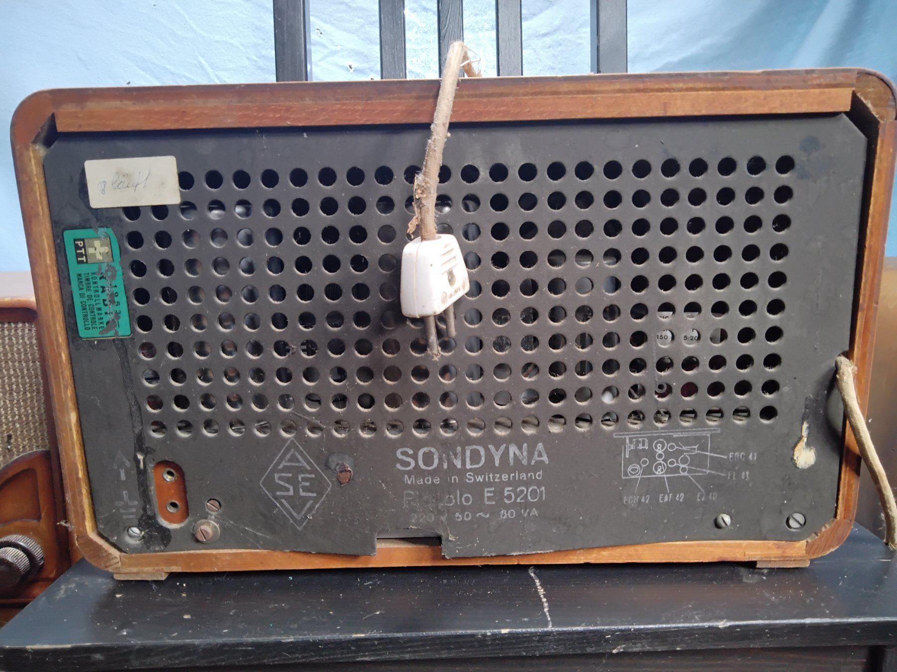 Radios: Sondyna VE54 – Defekt aus Nuglar von lampa-radio 1