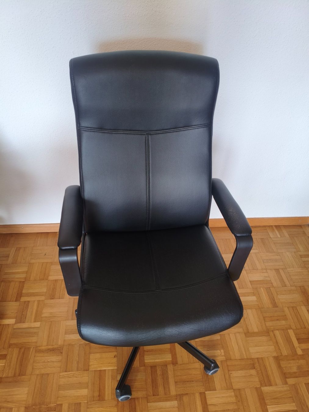 Sedie a rotelle: Bürostuhl schwarz – Usato da unterengstringen venduto da azo_d69v