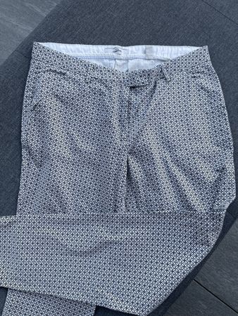 Sommerliche Musterhose für Damen - Grösse 42/44 (EU)