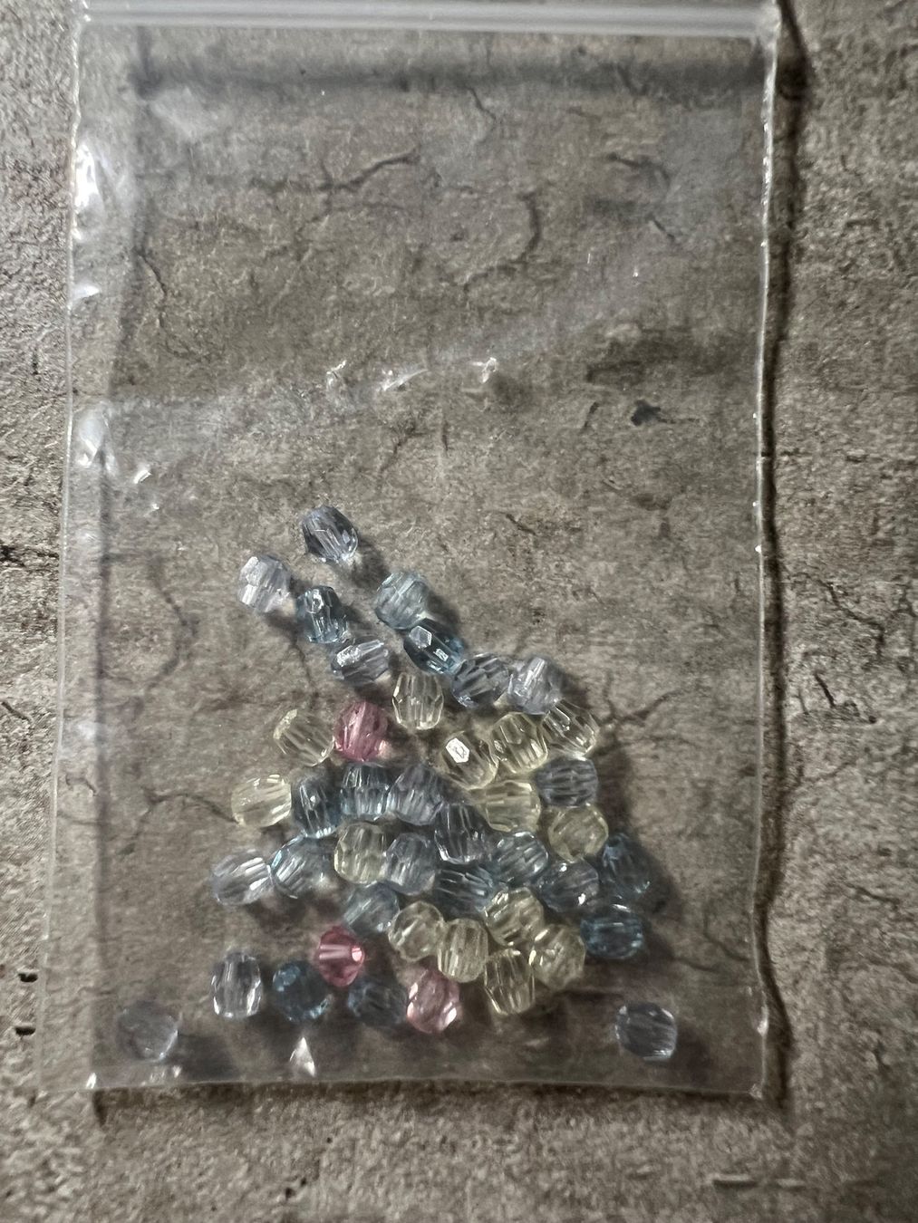 Perle (finte): Bunte Acryl Perlen 4 mm / zum Basteln NEU – Nuovo e nell'imballaggio originale da Stein AG venduto da Anastasia_Asya 3
