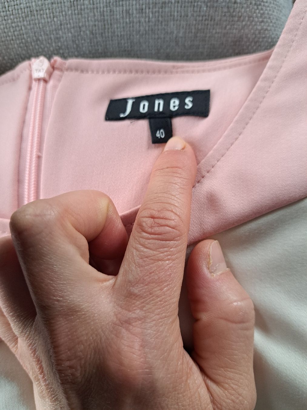 Vestiti: Jones Kleid Grösse 40 Rosé Weiss Elegant  – Nuovo (secondo la descrizione) da Triesenberg venduto da Anastasia26 2