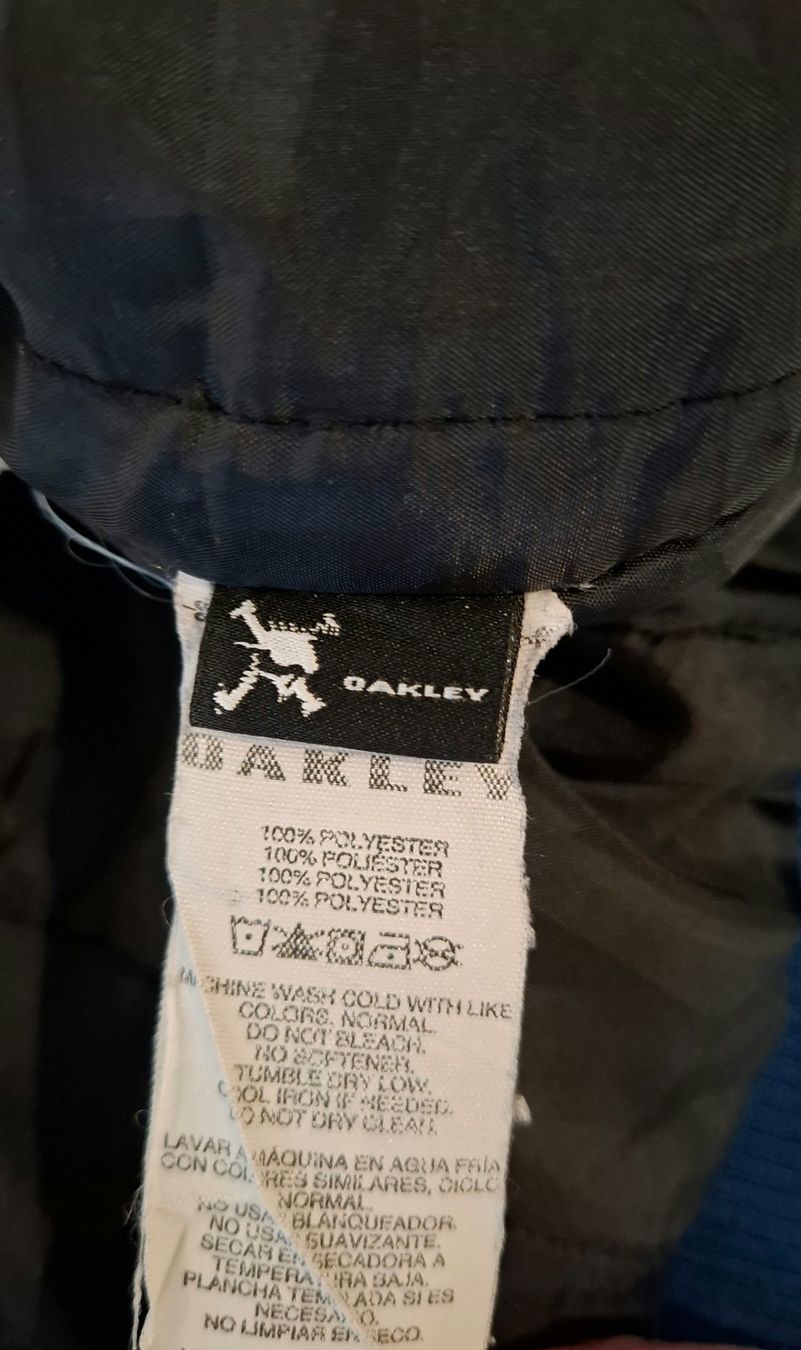 Jacken: Oakley Vintage Jacke – Gebraucht aus Balzers von mackfose 3