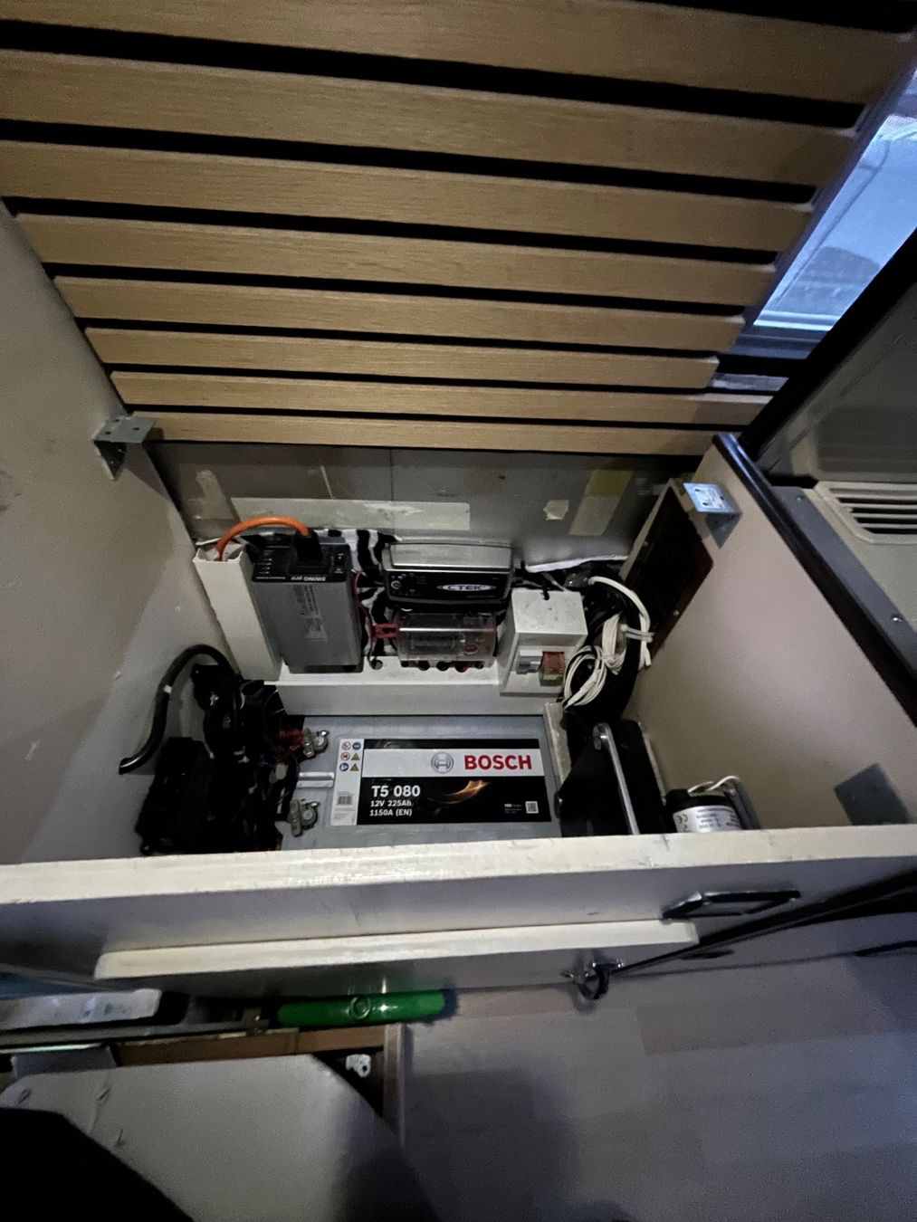 VW Véhicules de camping: VW Typ 2 Camper, Oldtimer. – D'occasion à Bern par jam_f5cr 6