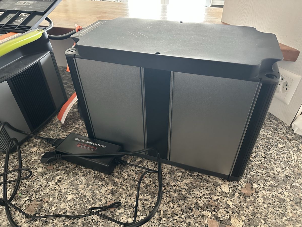 Goal Zero Accus: Powerstation GoalZero Yeti1000X, xpansion Tank, Solar Panel  – D'occasion à Abtwil SG par CCSch 1