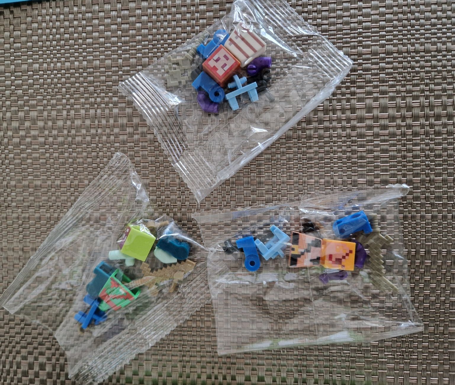 Jouets: Minecraft Magnet Bauwürfel💙 – Neuf avec emballage d'origine à Rupperswil par lenzburg02 2