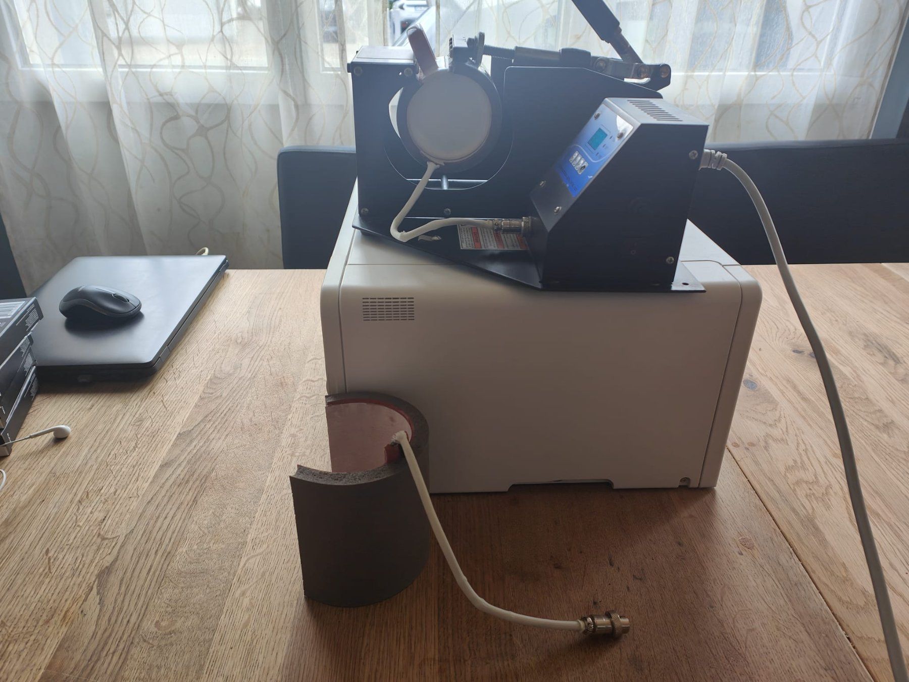 Stampanti: Sawgrass SG 500 mit Mug Presse – Usato da Rebstein venduto da secondhand75 2