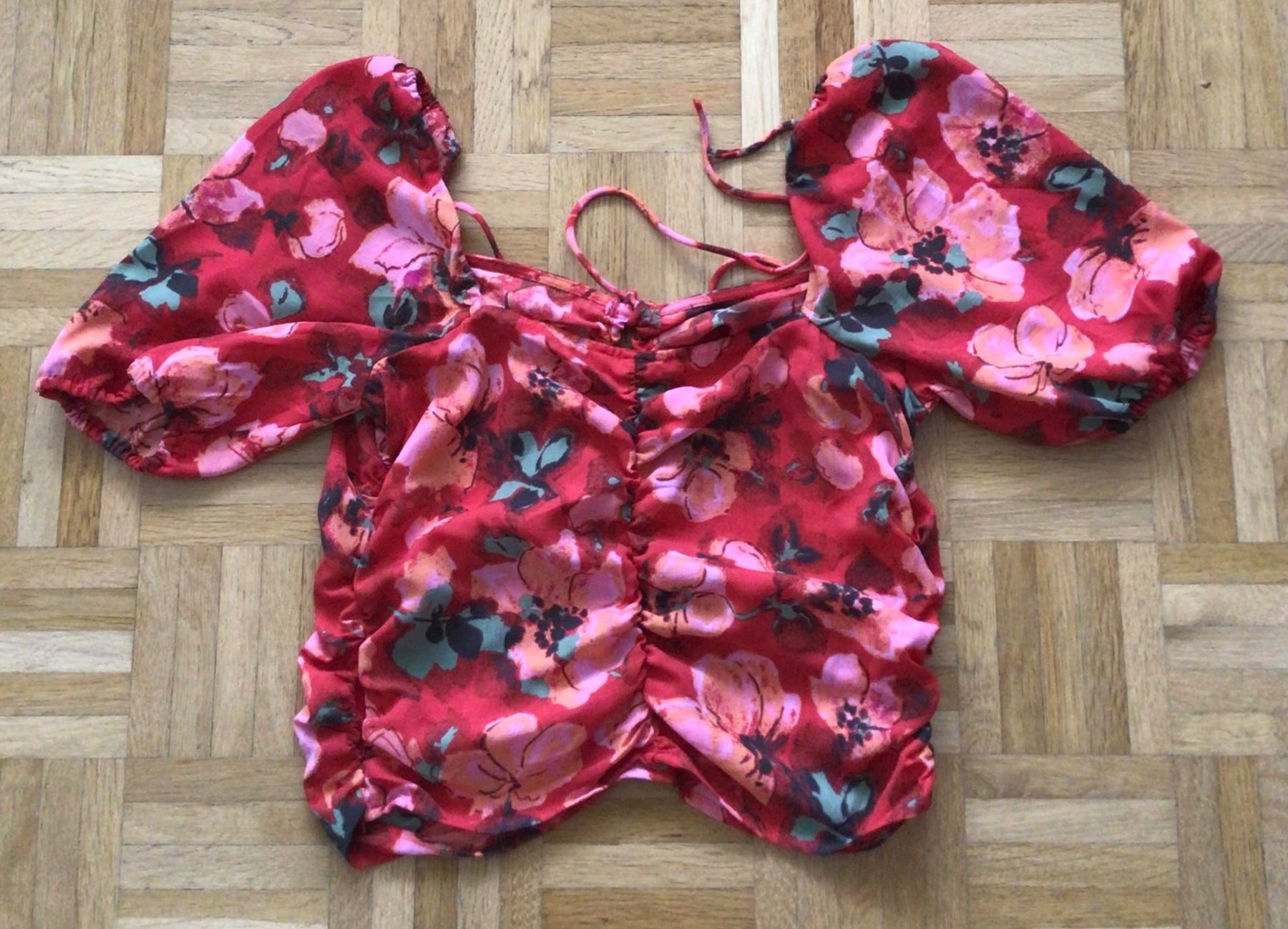 H&M Top: Rotes Sommer Top mit Blumenmuster, Grösse M – Usato da Nussbaumen AG venduto da Magi58