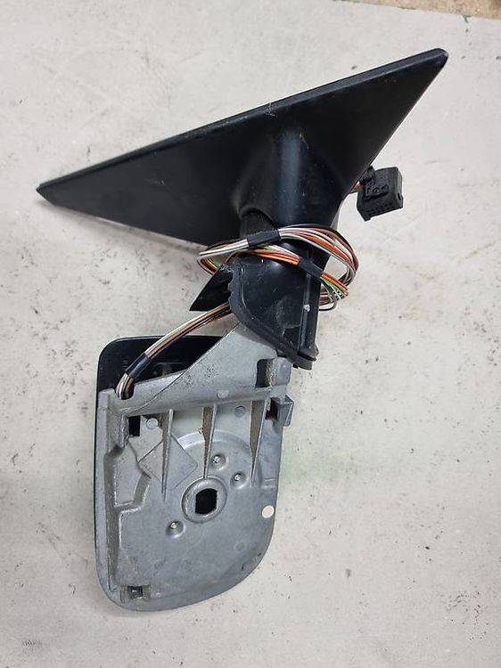 BMW Tutti pezzi di ricambio auto: Original BMW E34 Aussenspiegel rechts – Usato da Zihlschlacht venduto da Fan2002 1