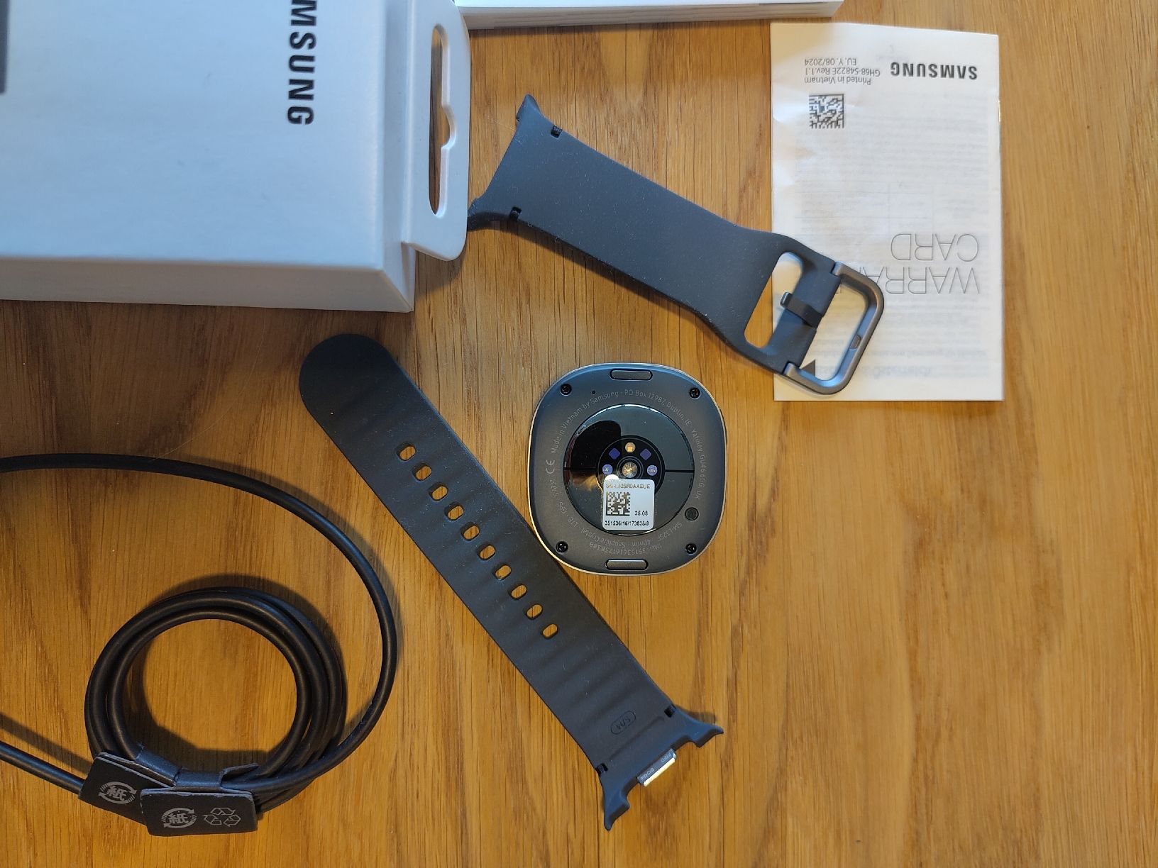 Samsung Galaxy Watch 8 Smartwatch mit Zubehör in OVP, NP 189 (Neu ...