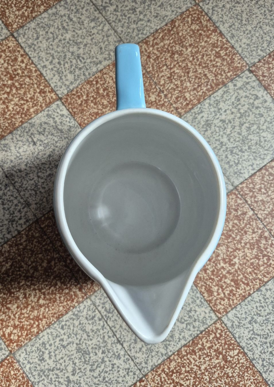 Rössler Carafes: Schöner hellblauer RÖSSLER Krug 1.5 Liter – D'occasion à Genève par antade 2