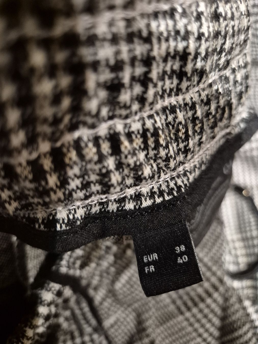 C&A Pantaloni: C&A Hose, Gr. 38, Karomuster, Top Zustand – Nuovo (secondo la descrizione) da Unterägeri venduto da Idecurtins 4