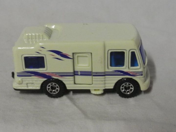 Matchbox Modellini d'auto: MATCHBOX  TRUCK  CAMPER  1998  UNBESPIELT – Usato da Gurtnellen venduto da Murmeli99 3