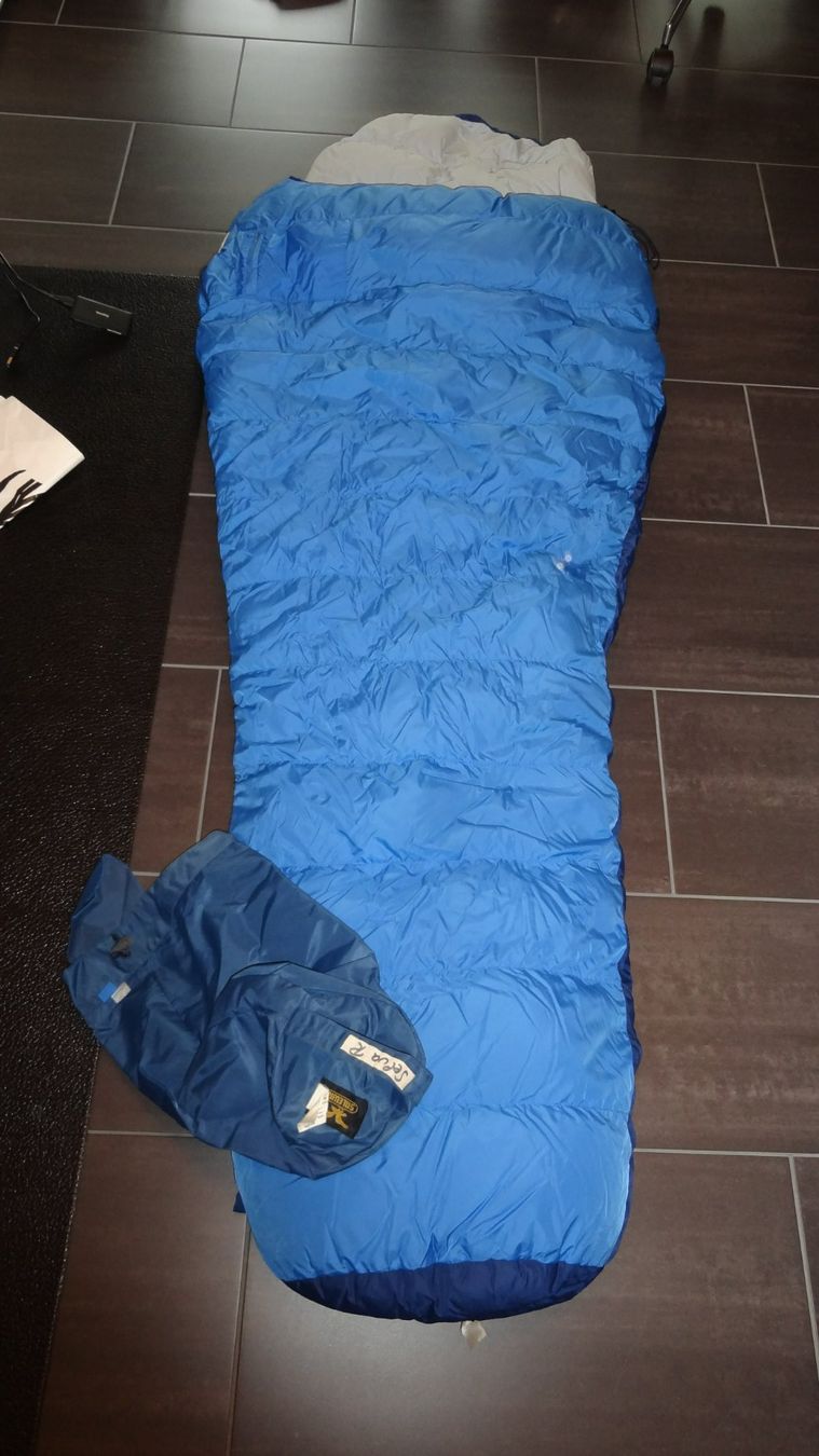 Salewa Schlafsäcke: Daunenschlafsack Salewa – Gebraucht aus Erlenbach ZH von November-Ergometer