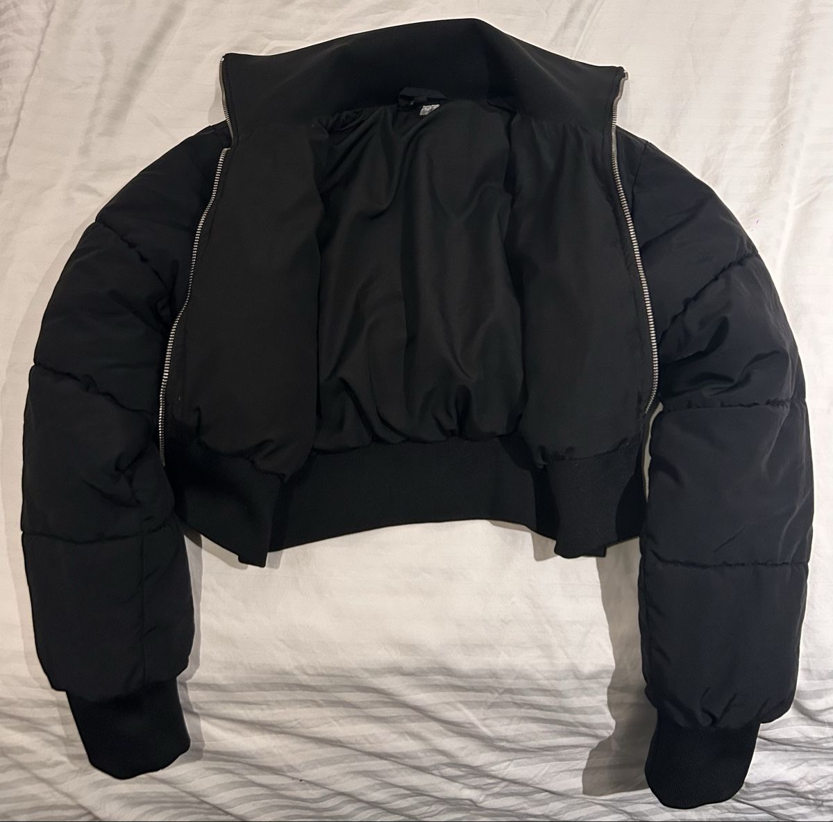 H&M Giacche: H&M Puffer-Jacke Damen – Usato da Basel venduto da Christopher123 3