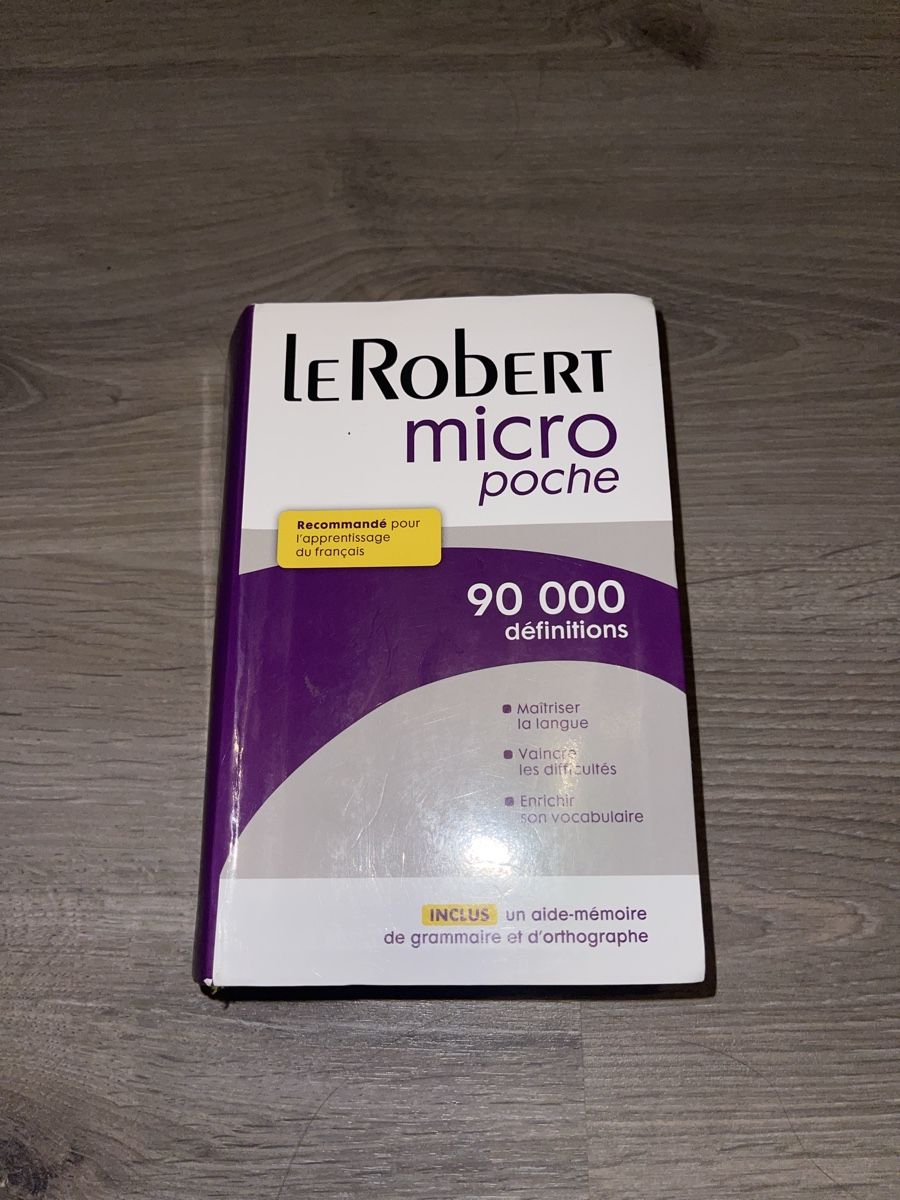 Livres: Le Robert Micro Poche French Dictionary Used – Neuf (Voir description) à Moudon par danielafba