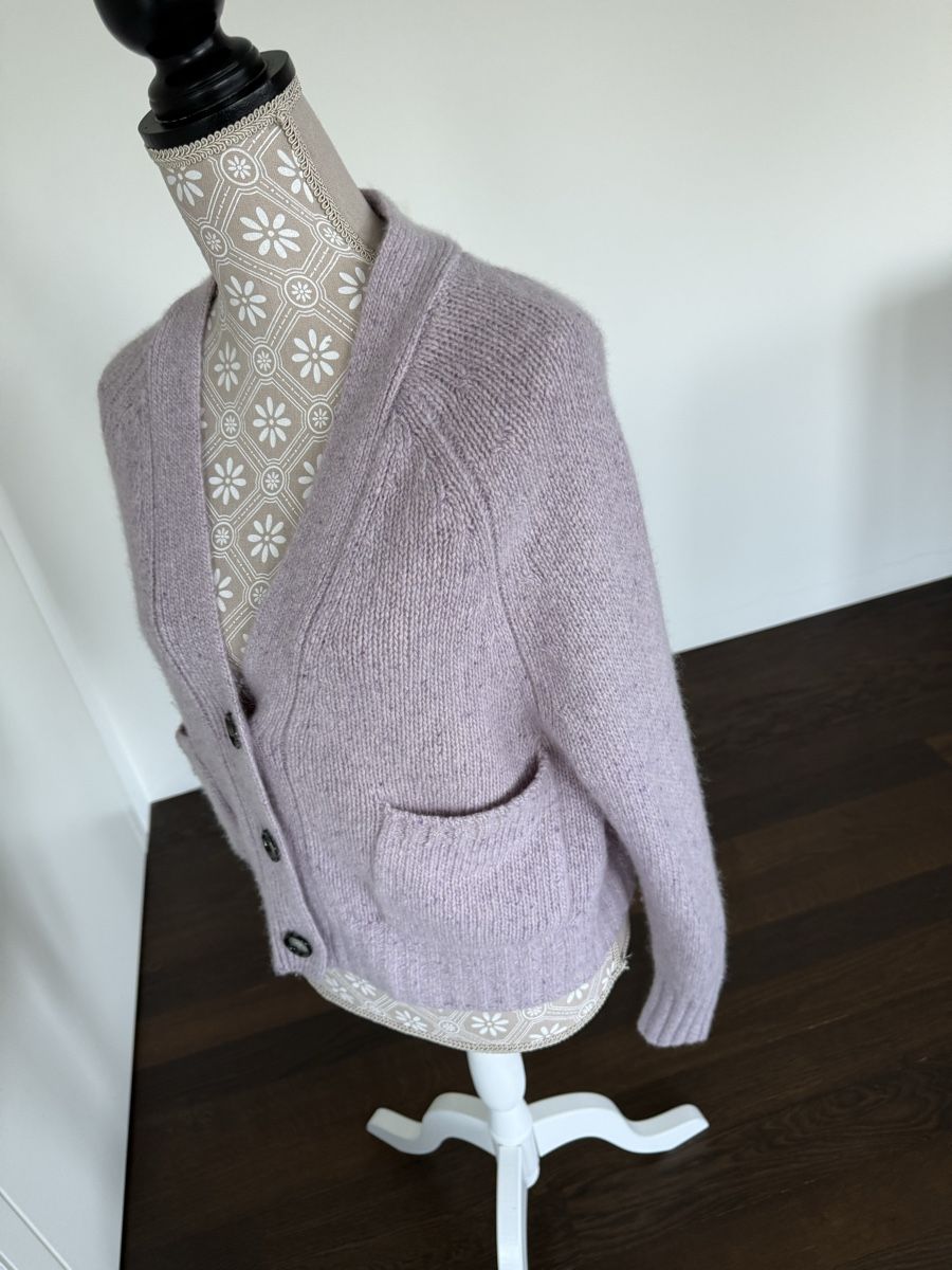 Allude Giacche: Allude Strickjacke Gr.XS – Nuovo (secondo la descrizione) da Balzers venduto da Lissi57 7