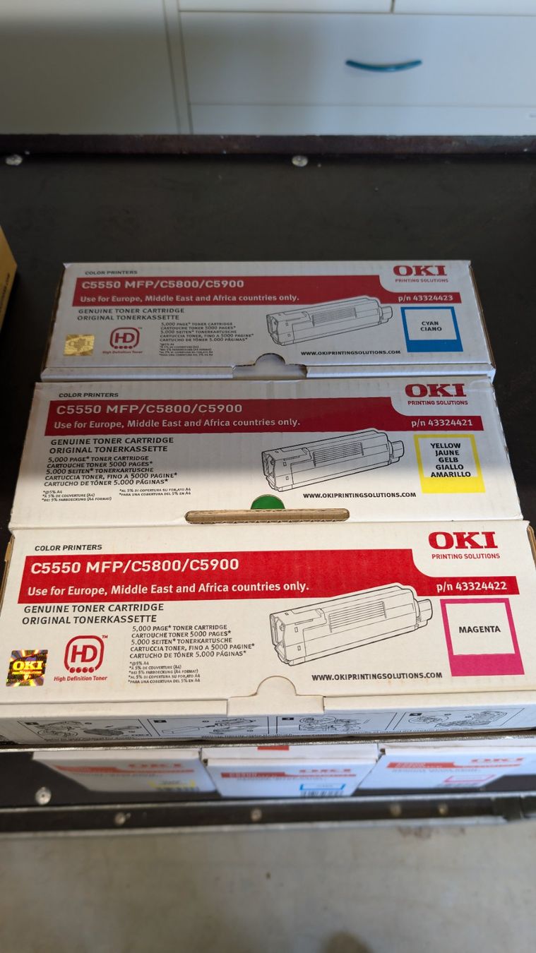 Oki Cartouches & Toner: Toner zu Oki C5550 MFP / C5800 / C5900 – Neuf avec emballage d'origine à Pfaffnau par FD. 1