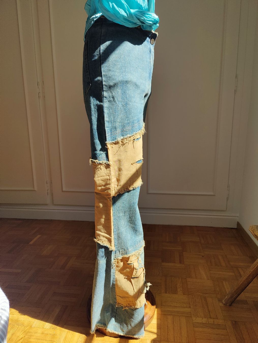 Jeans: Y2K Distressed Patchwork Flared Jeans Stretchy – D'occasion à La Tour-de-Peilz par dAutrefois 3