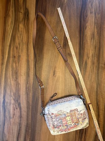 PARFOIS Umhängetasche mit Stadtmotiv