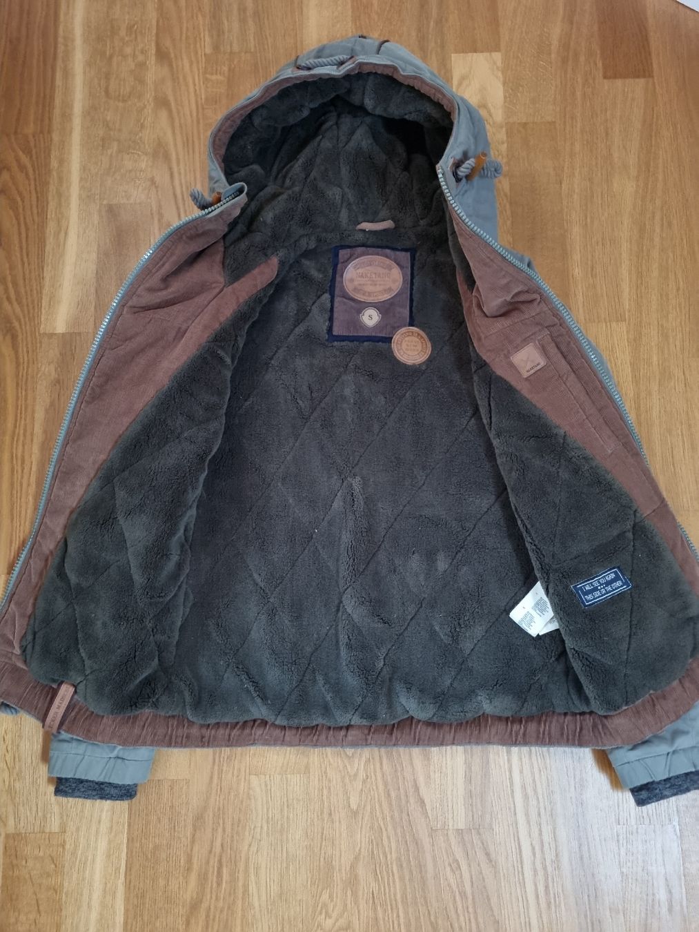 Naketano Giacche: Schöne Naketano Winterjacke olivgrün, Gr. S – Usato da Jonen venduto da Balzli01 2
