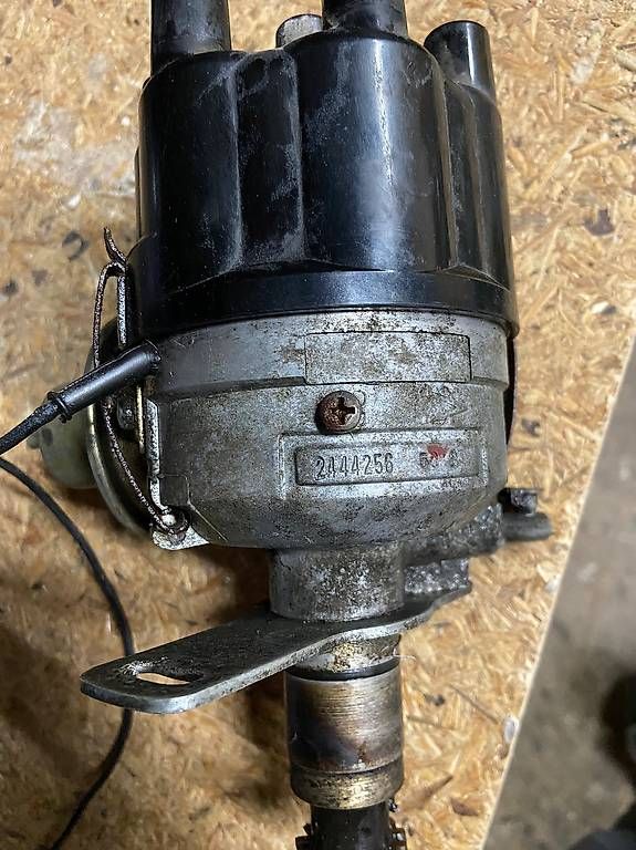Motori: Zündverteiler Slant six motor – Usato da Ebnat-Kappel venduto da mic_2pwc 2
