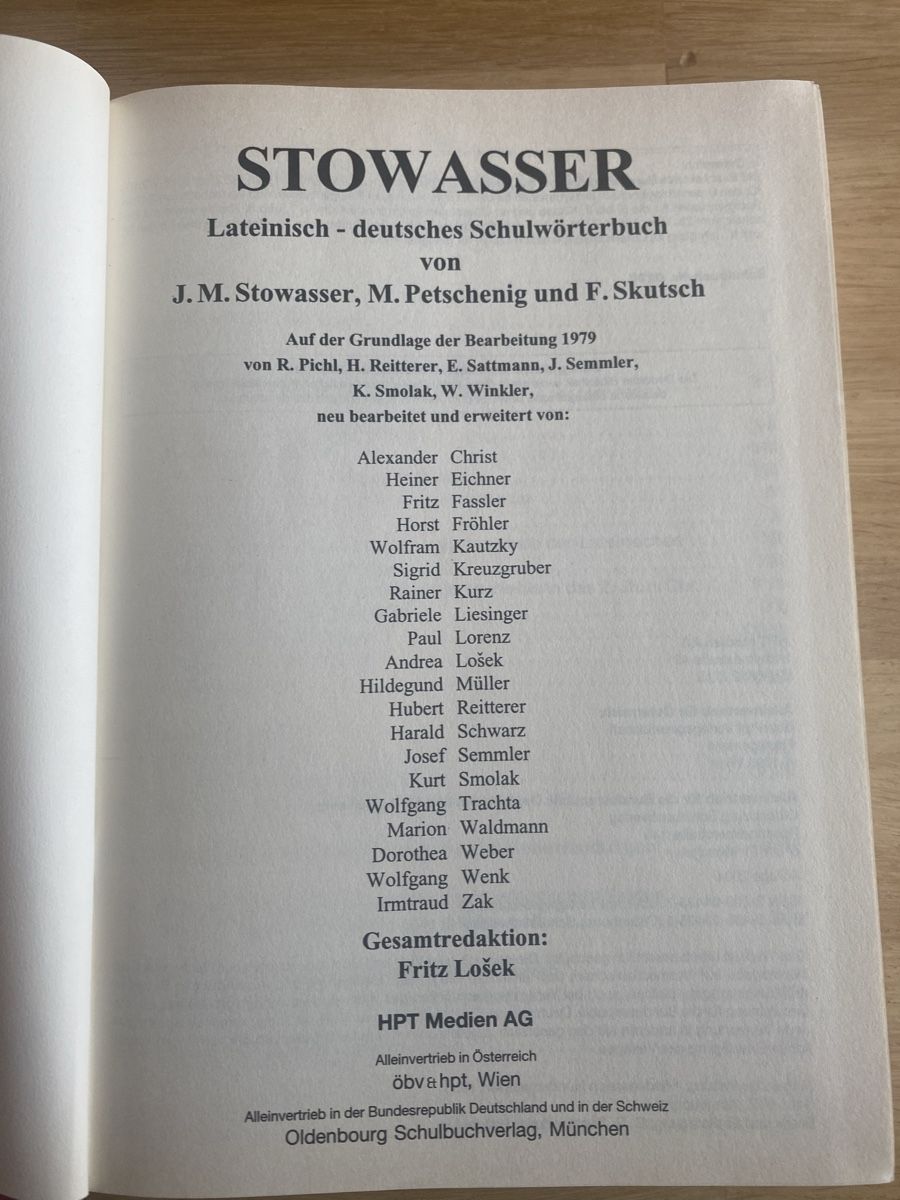 Bücher: Stowasser Schulwörterbuch: Lateinisch-Deutsch – Gebraucht aus St Gallen von Berta343 3