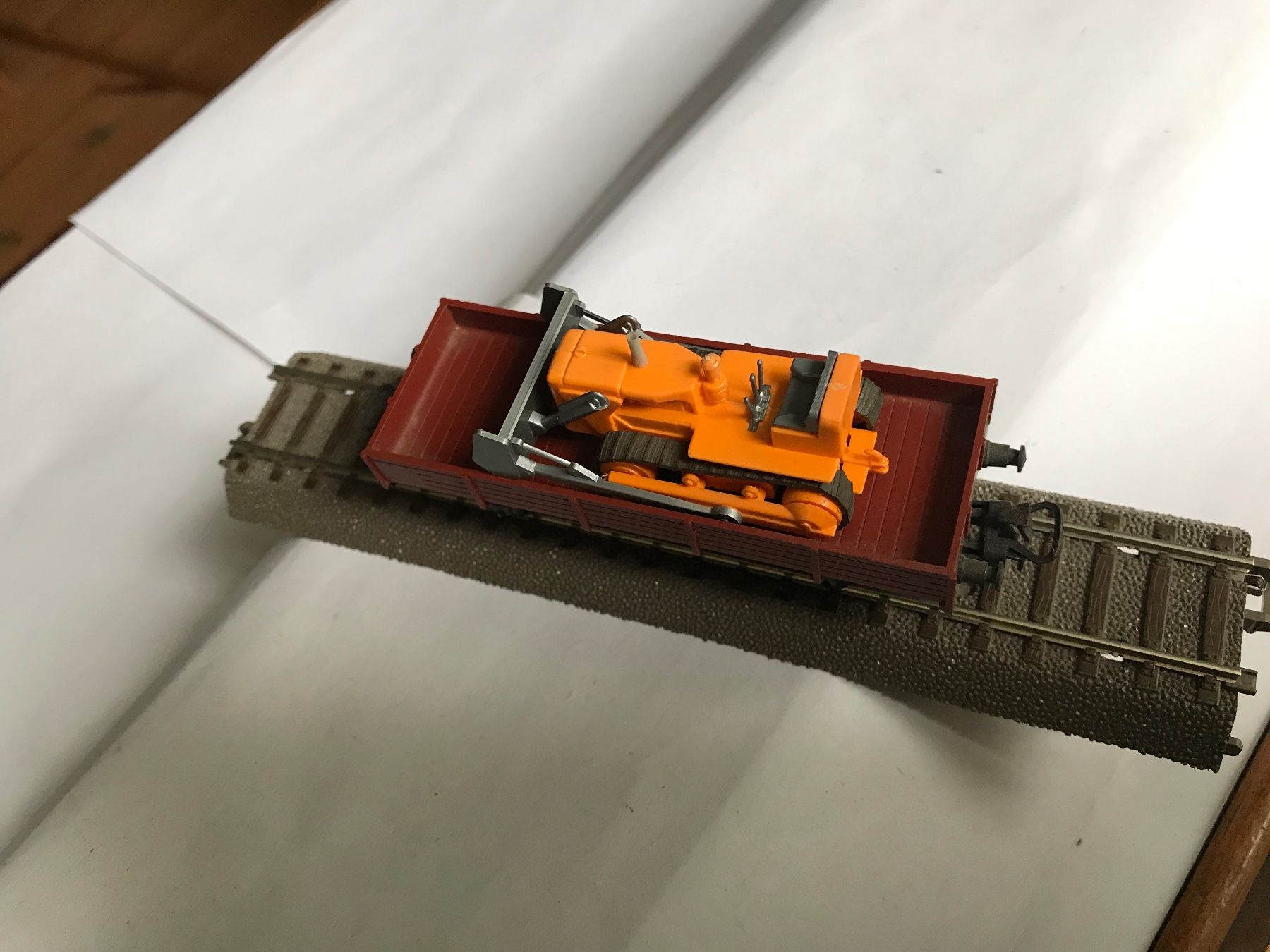 Märklin Modellini di ferrovie: märklin 4423 mit einem bulldozer – Usato da Liestal venduto da ozo2005 2
