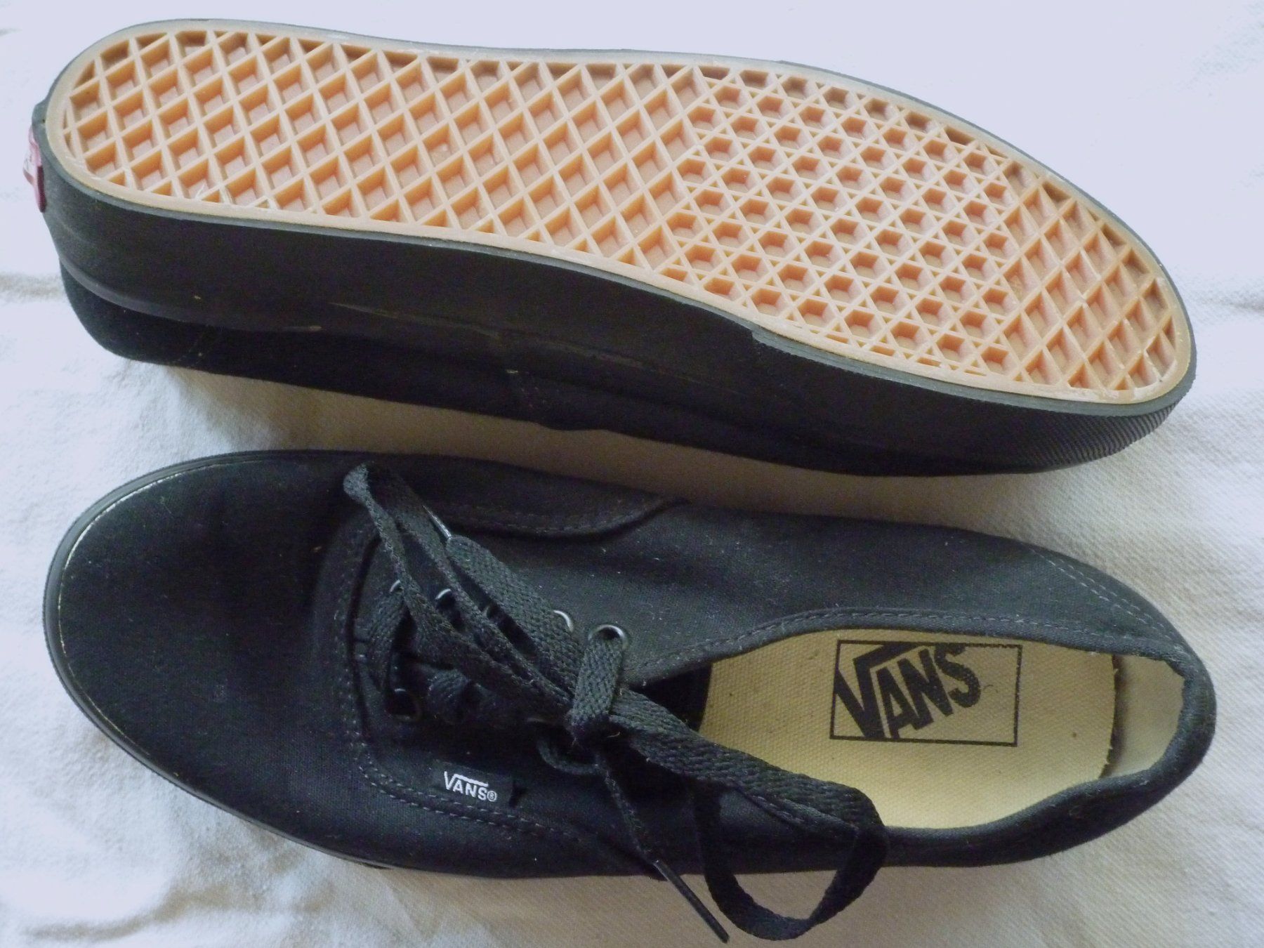 Vans Herrenschuhe: Vans off the wall – Neu (gemäss Beschreibung) aus Biel/Bienne von Veng