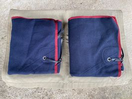 2 schöne dunkelblaue Fahrdecken / Wolldecken