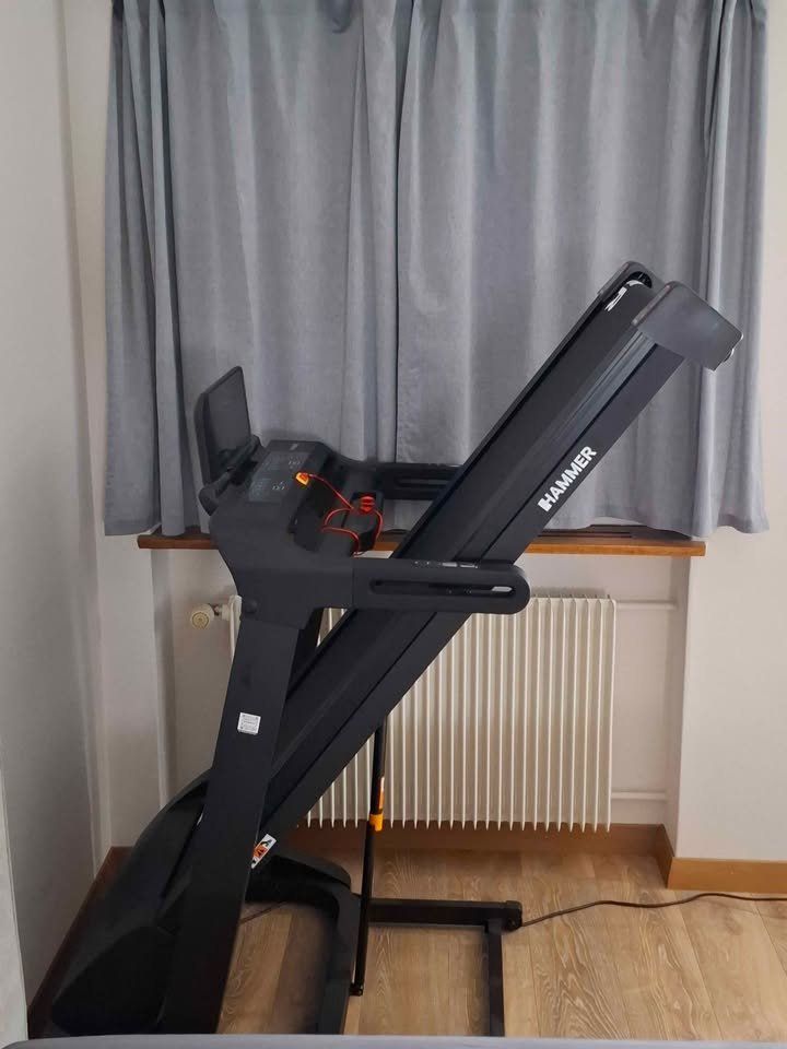 Hometrainer: Hammer Flyrun 4.0 Laufband – Usato da Zürich venduto da Empstorm 3