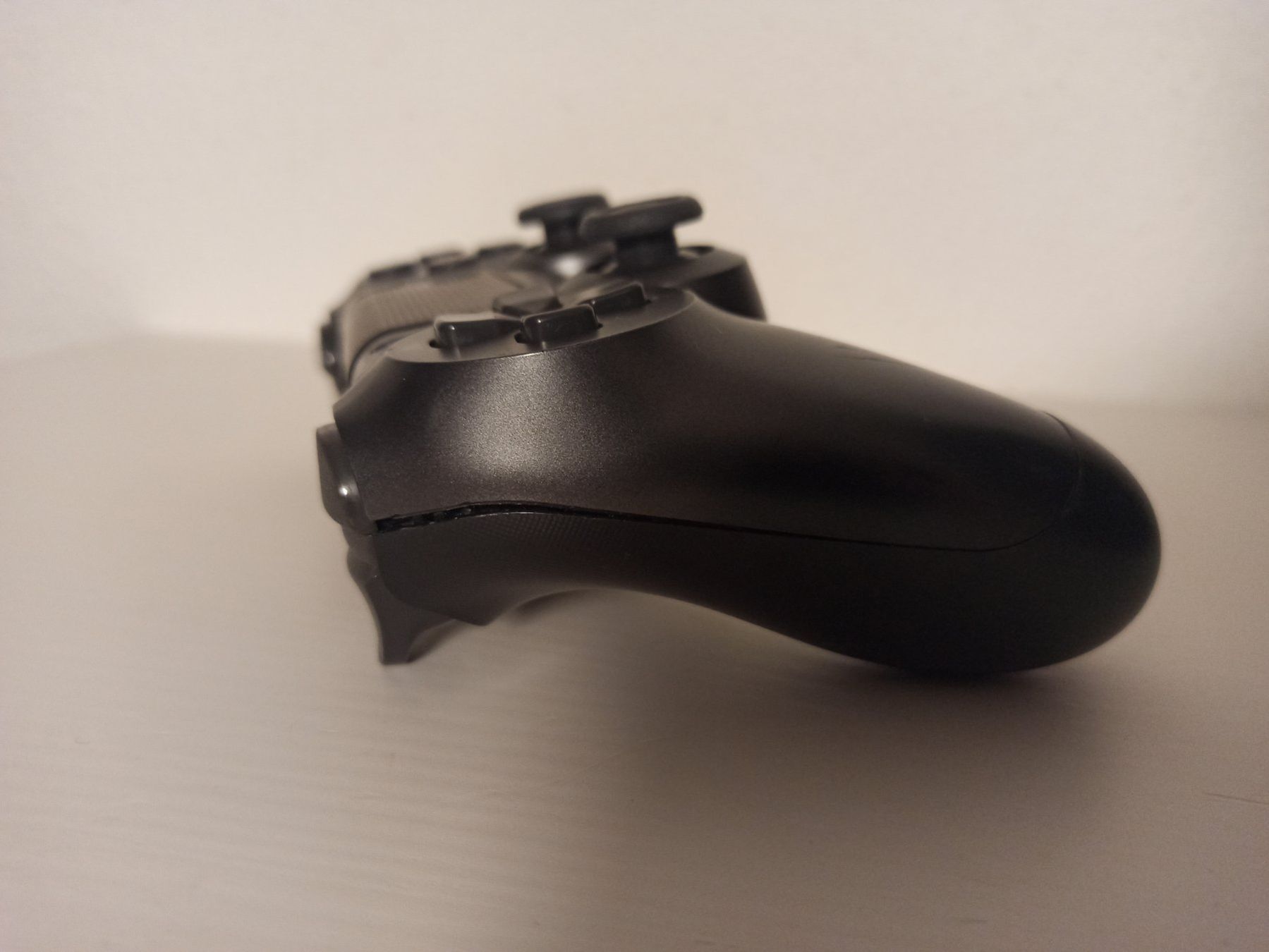 Manettes: Original Controller Sony PS4 Wireless DualShock 4 V2 B – D'occasion à Oberweningen par mar_87mx 3