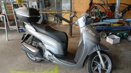 Honda Roller Motorrad 125 Töff