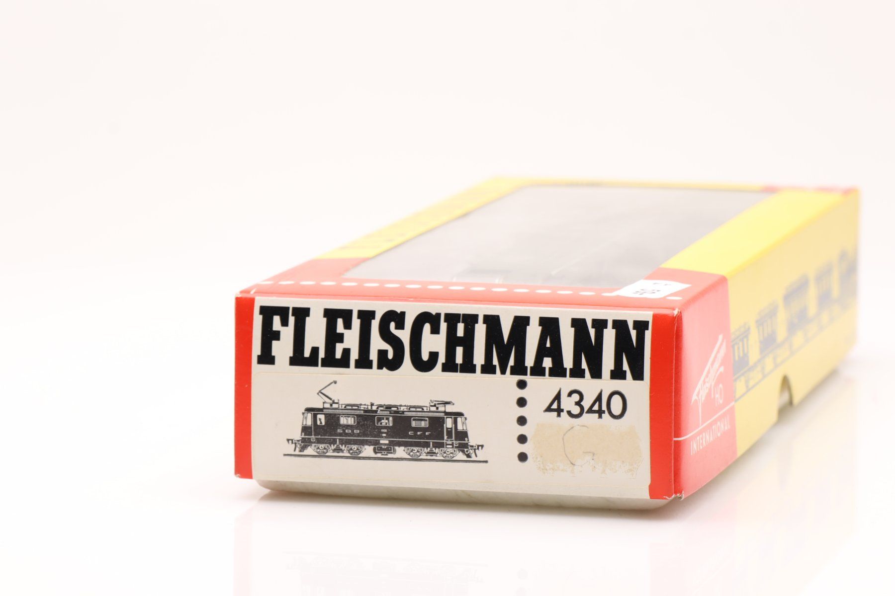 Fleischmann Modellini di ferrovie: Fleischmann 4340 SBB Re 4/4" grün DC, H0 – Usato da Ried (Muotathal) venduto da Modellbahn.swiss 3