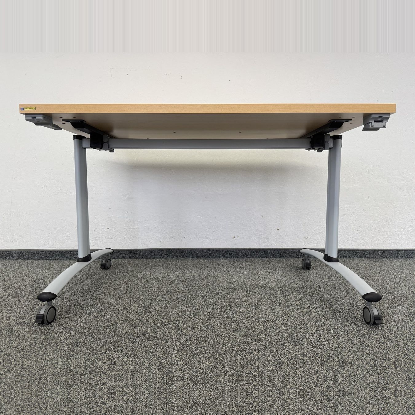 Classicon Tavoli: Welle Möbel Classico Roll-Sitzungstisch – Usato da Schönenwerd venduto da mcofficeshop 3