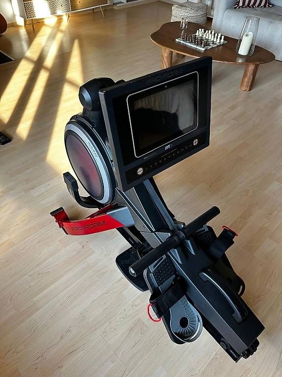 Vélos d'appartement: Rameur ProForm SMR 2024 – D'occasion à Grandvaux par 0emilien0 1