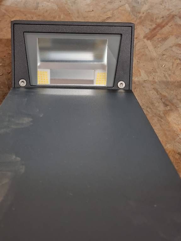 Lampes: Hochwertige LED-Wegeleuchte  – D'occasion à Rumlikon par Diddel77 1