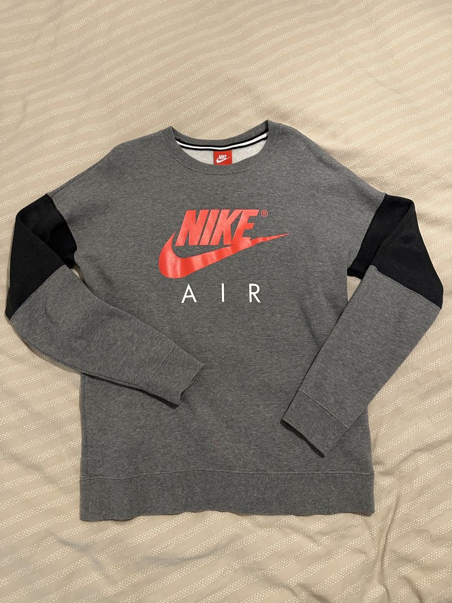Nike Maglioni & Felpe: Nike Sweater – Usato da Bärschwil venduto da j_18996