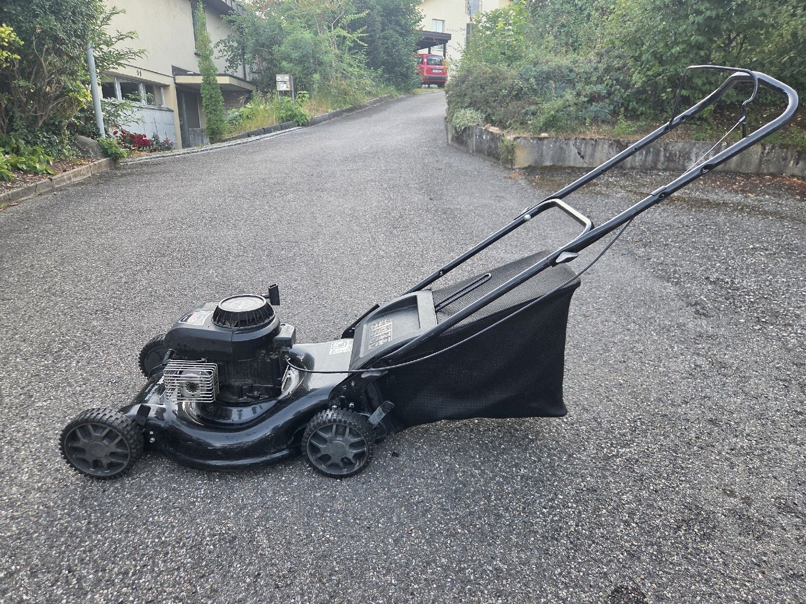 Mtd Tagliaerba: Benzin Rasenmäher Black-Line BL4046 – Usato da Rickenbach SO venduto da Prise91